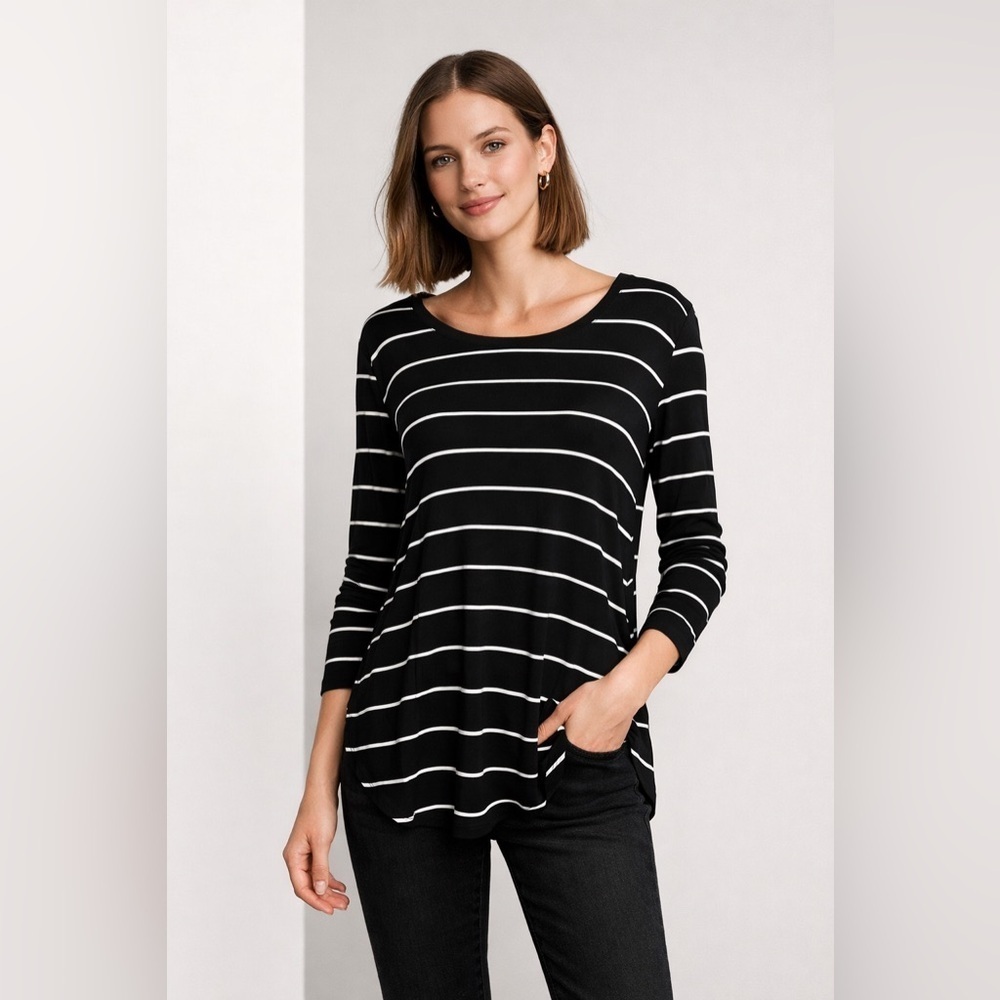 Evereve Peyton Jensen high low black white stripe top - XS